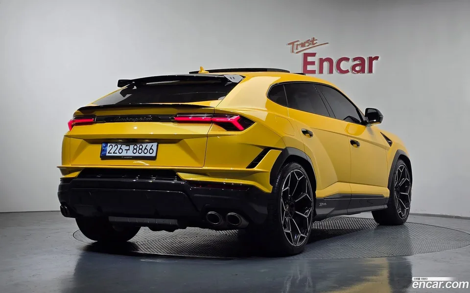 Lamborghini Urus 4.0 V8 2024 — миниатюра 2