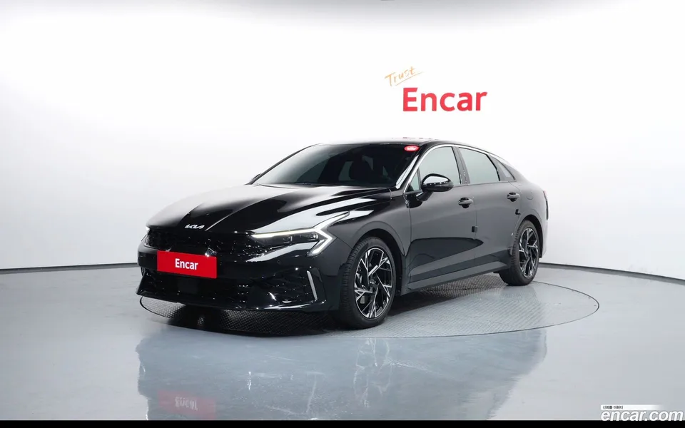 Kia K5 Hybrid 2024 — фото 1, купить с доставкой в Москву
