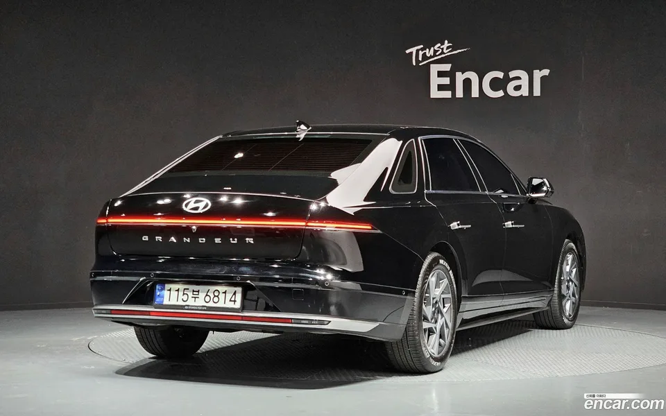 Hyundai Grandeur 2.5 2WD 2023 — миниатюра 2
