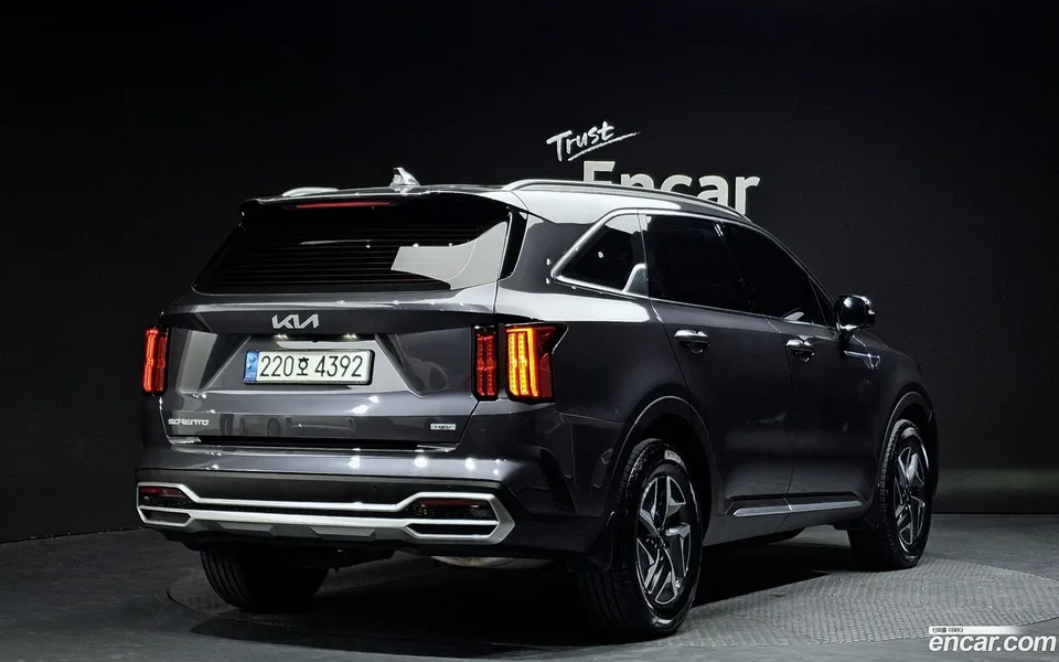 Kia Sorento HEV 1.6 2WD 2023 — миниатюра 2