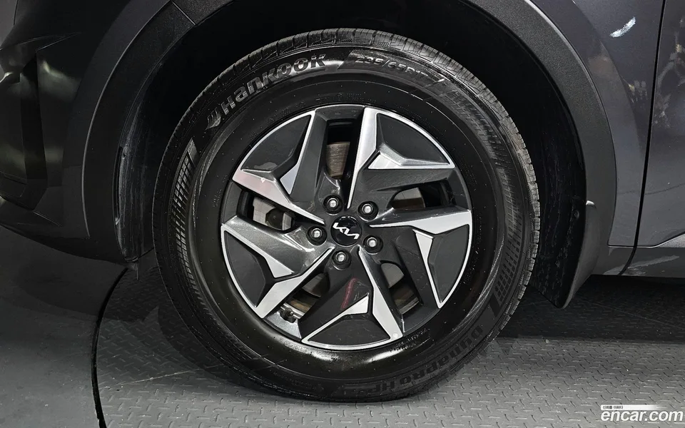 Kia Sorento HEV 1.6 2WD 2023 — миниатюра 5