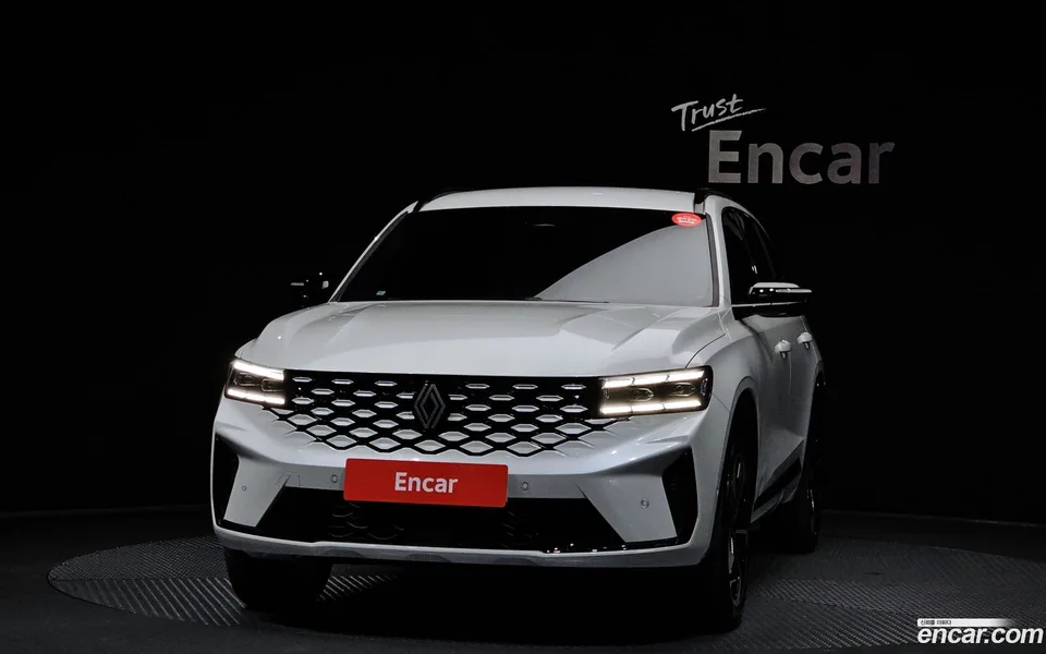 Renault Samsung Grand Koleos 1.5 E-TECH 2WD 2025 — миниатюра 3