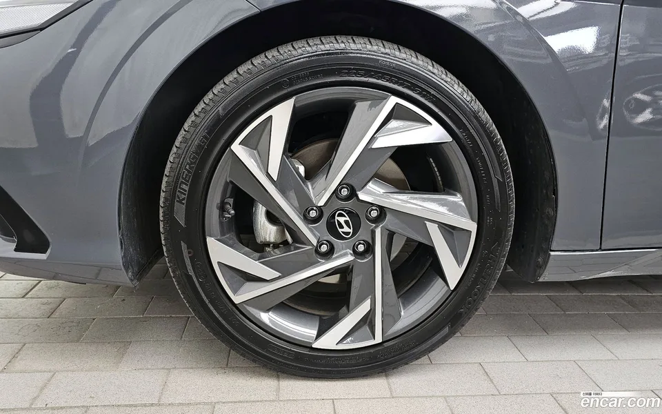 Hyundai Avante CN7 1.6 2024 — миниатюра 5