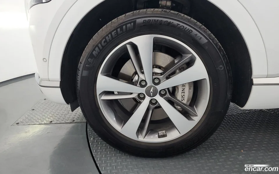 Genesis GV80 2.5T 2WD 2023 — миниатюра 5