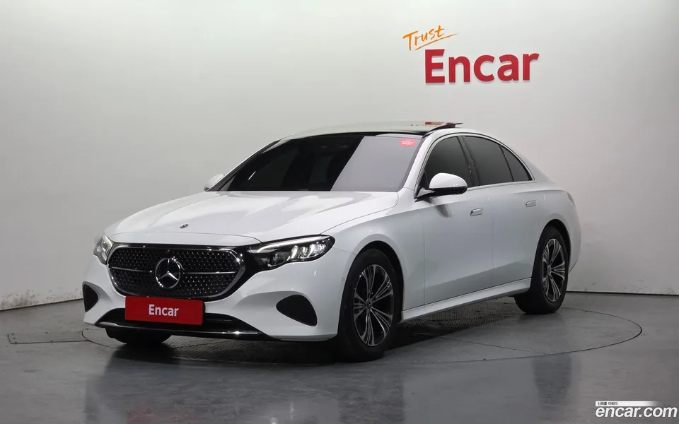 Mercedes-Benz E-Class E200 2025 — фото 1, купить с доставкой в Москву