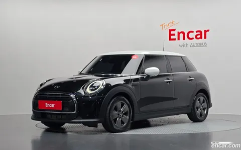 MINI Cooper 2023 купить в Москве