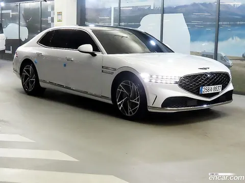 Genesis G90 2023 купить в Москве