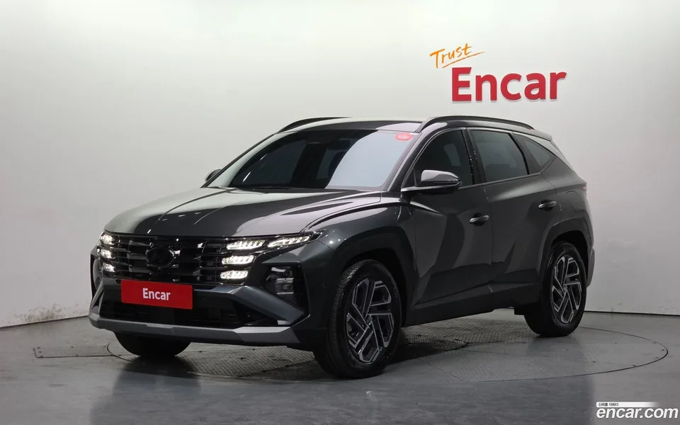 Hyundai Tucson NX4 1.6 2WD 2024 — фото 1, купить с доставкой в Москву