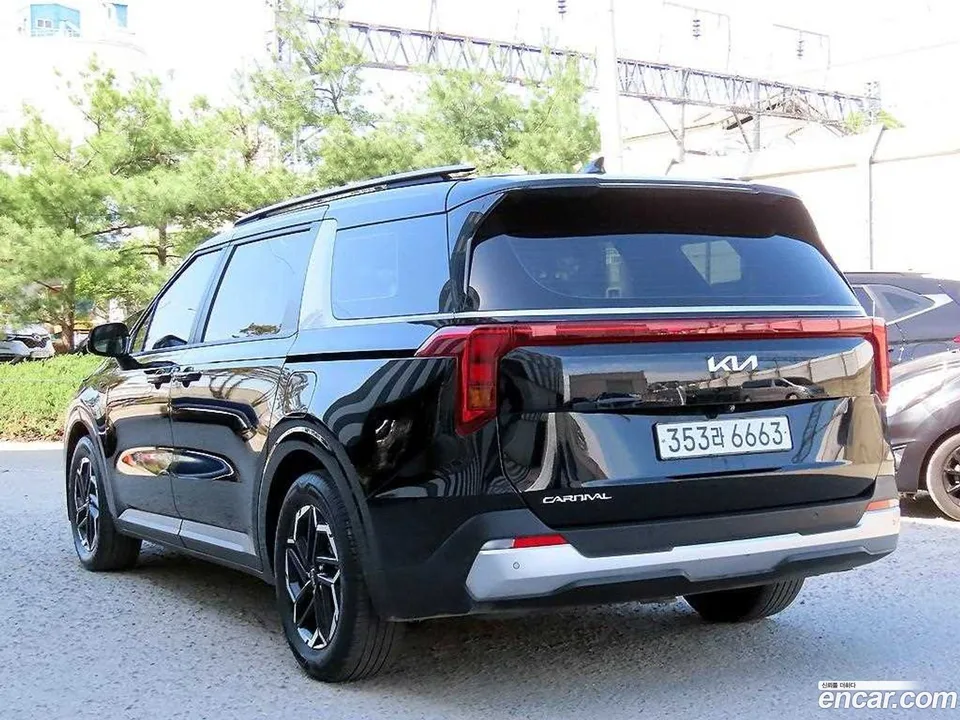 Kia Carnival 9 2024 — миниатюра 3