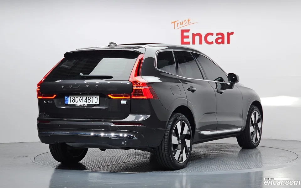 Volvo XC60 T8 2024 — миниатюра 2