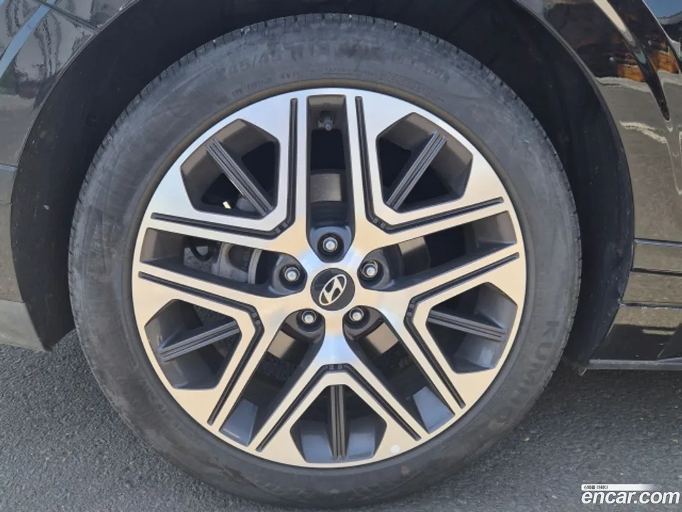 Hyundai Grandeur 2.5 2WD 2024 — миниатюра 4