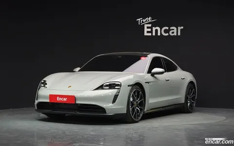Porsche Taycan 2024 купить в Москве