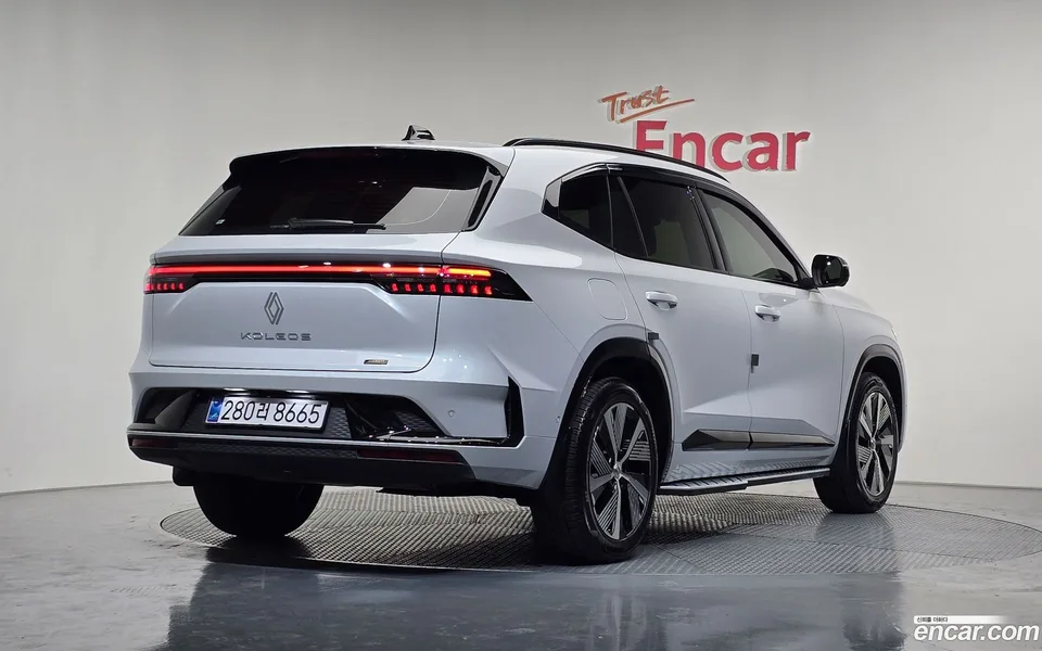 Renault Samsung Grand Koleos 1.5 E-TECH 2WD 2025 — миниатюра 2