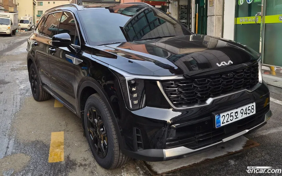 Kia Sorento HEV 1.6 2WD 2026 — фото 1, купить с доставкой в Москву