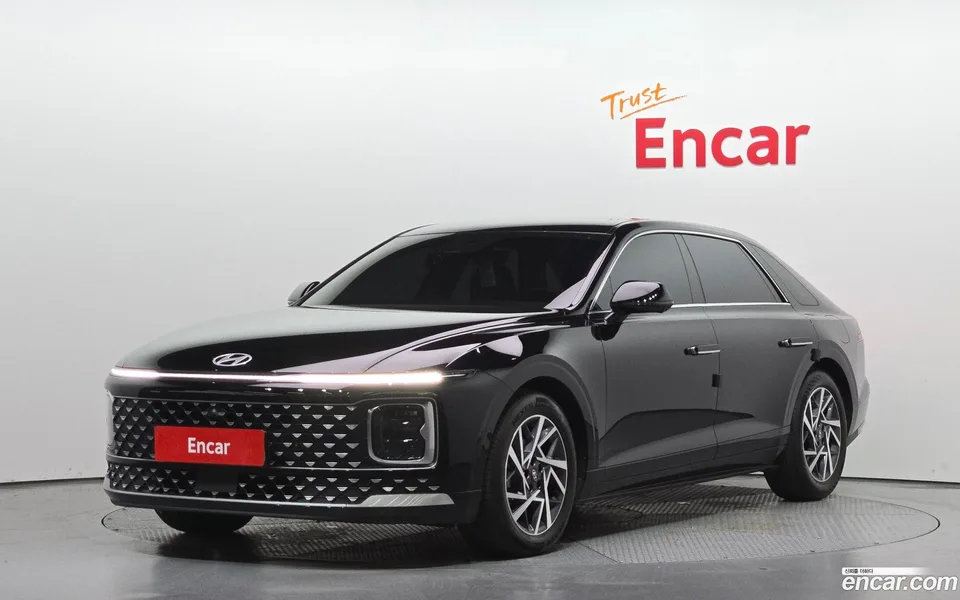 Hyundai Grandeur Hybrid 2023 — фото 1, купить с доставкой в Москву