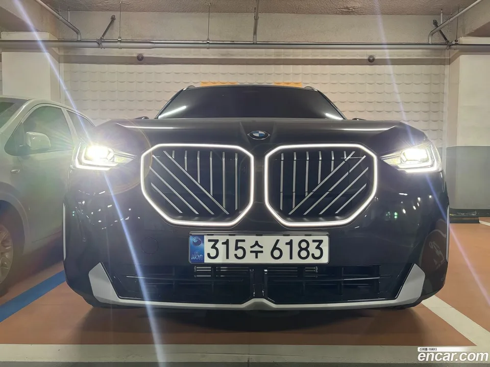 BMW X3 xDrive 20d 2025 — фото 1, купить с доставкой в Москву