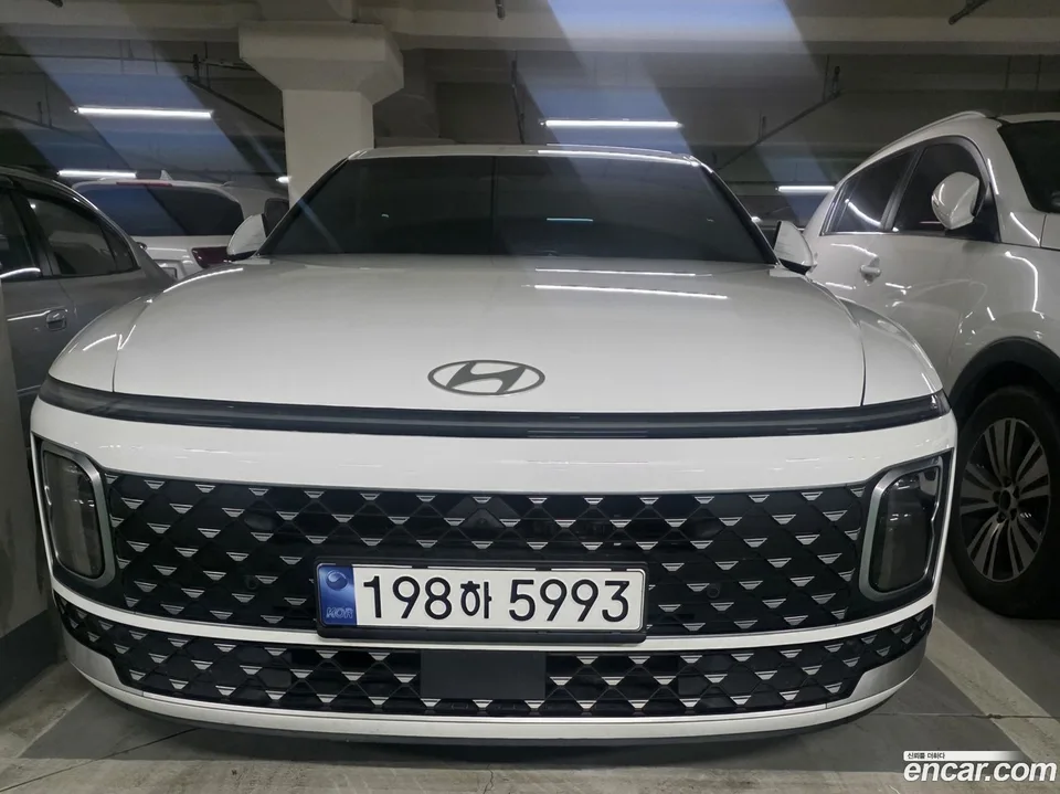 Hyundai Grandeur Hybrid 2024 — фото 1, купить с доставкой в Москву