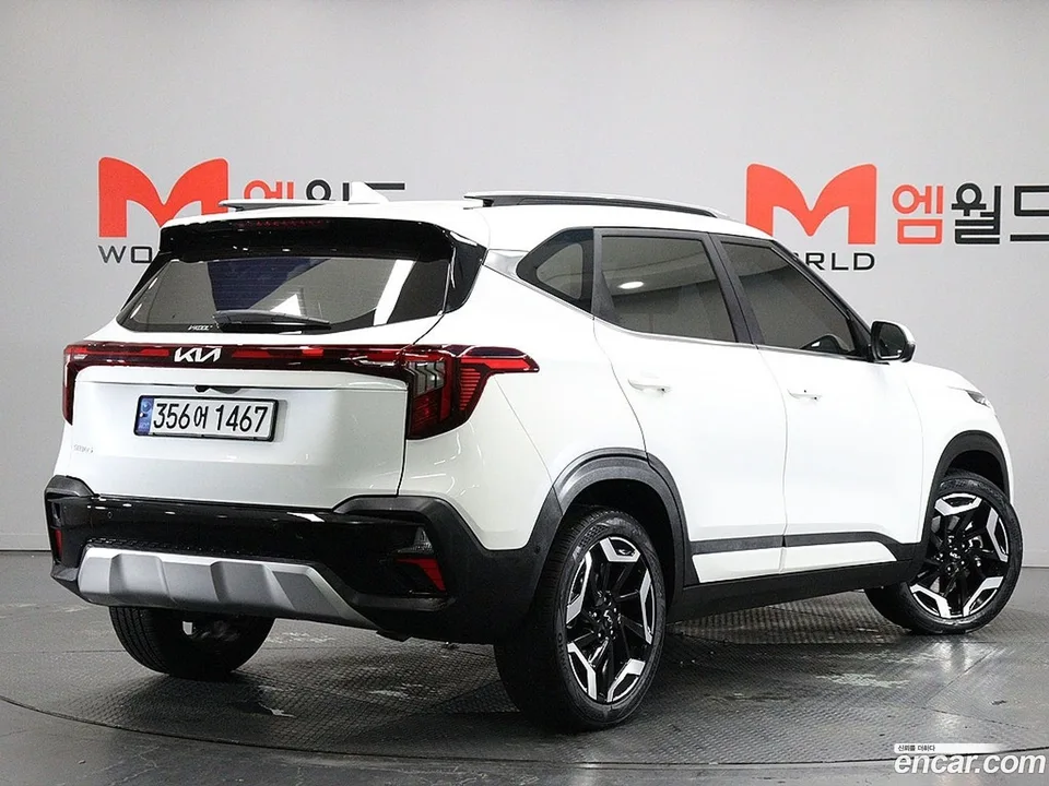 Kia Seltos 1.6 2WD 2024 — миниатюра 4