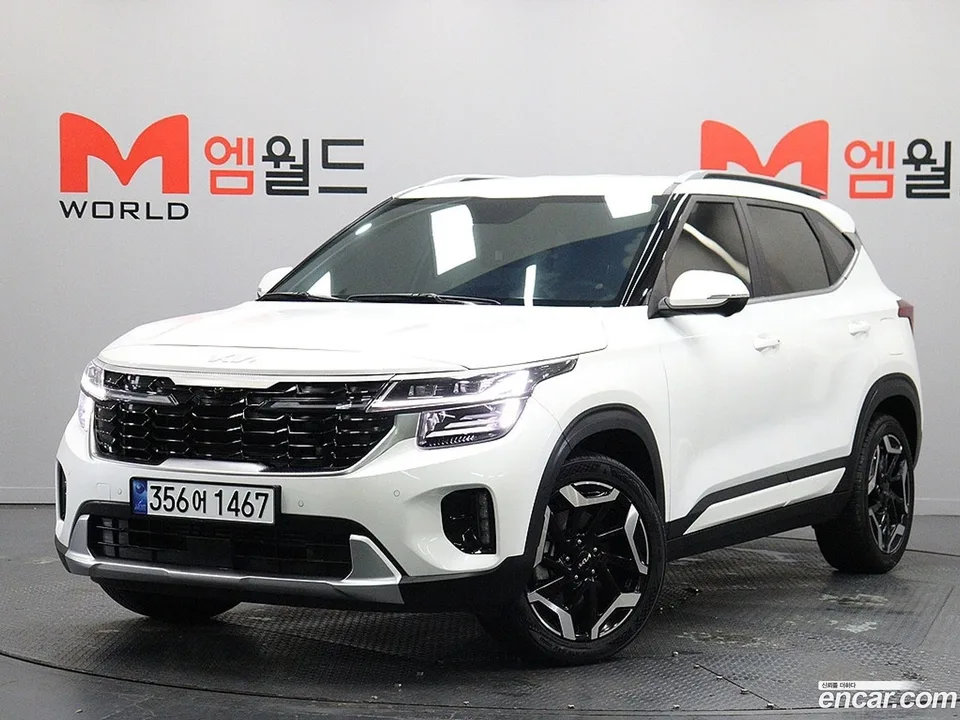 Kia Seltos 1.6 2WD 2024 — фото 1, купить с доставкой в Москву