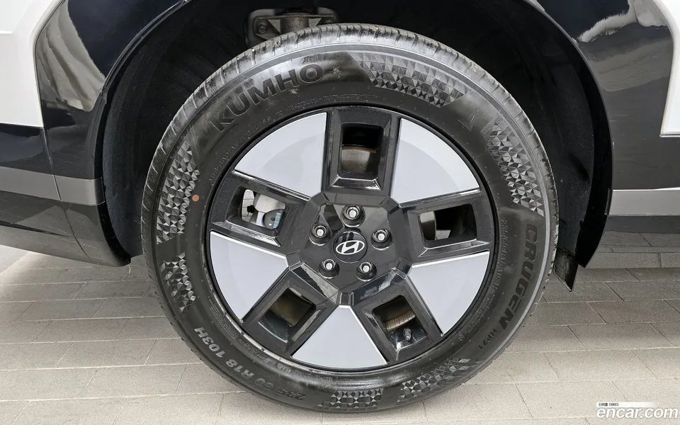 Hyundai SantaFe HEV 1.6 2WD 2024 — миниатюра 5
