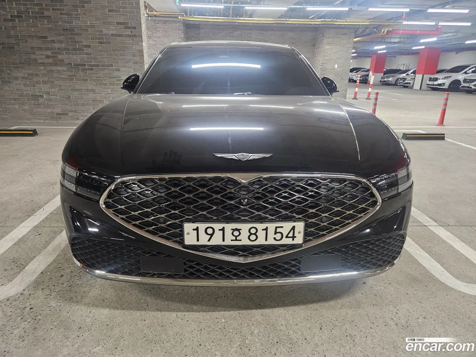 Genesis G90 (RS4) 3.5 AWD 2023 — фото 1, купить с доставкой в Москву