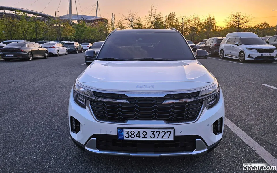Kia Seltos 1.6 2WD 2023 — миниатюра 3