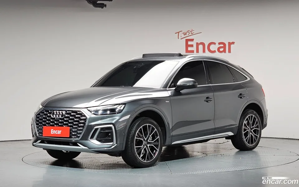 Audi Q5 40 TDI 2022 — фото 1, купить с доставкой в Москву