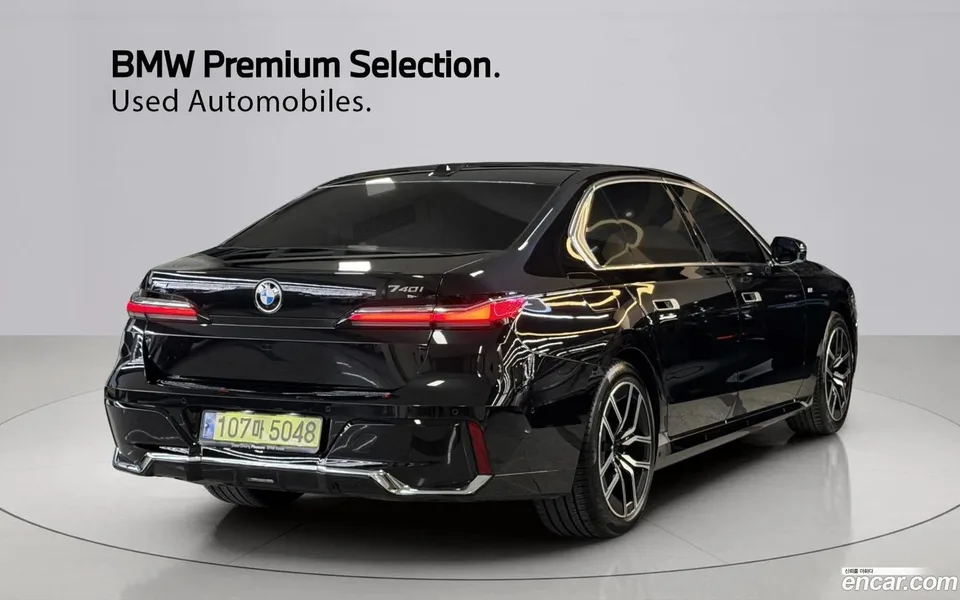 BMW 7 Series 740i xDrive M 2024 — миниатюра 2