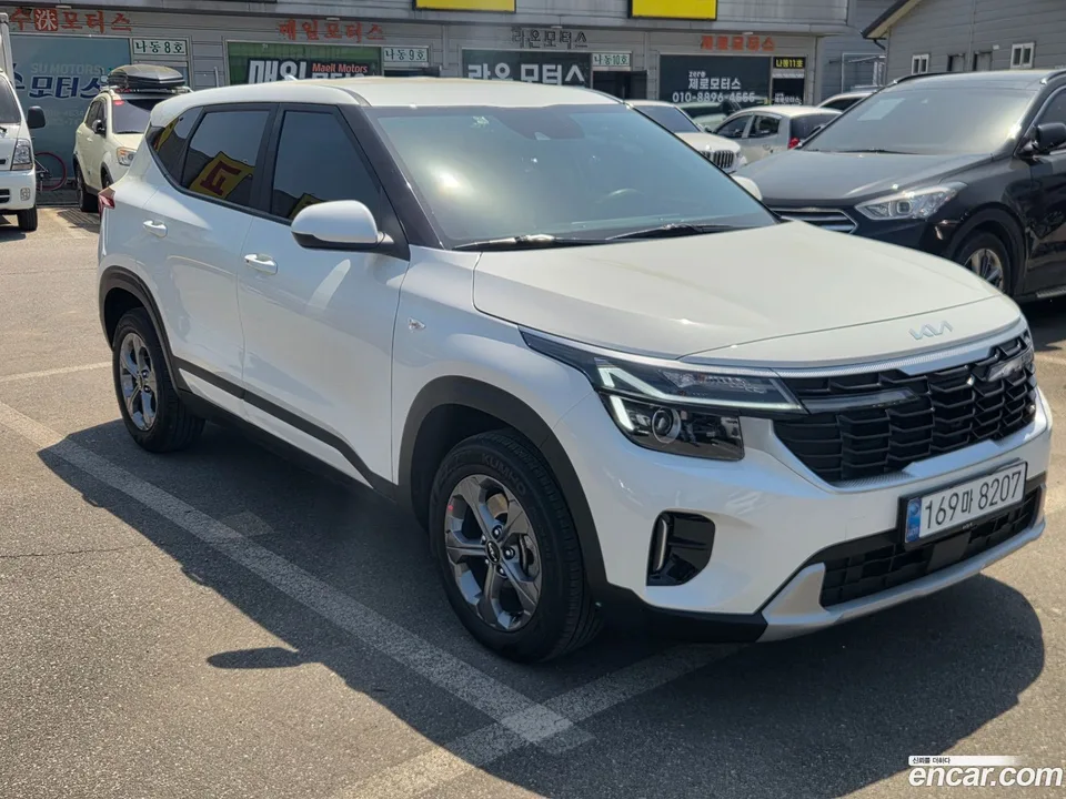 Kia Seltos 1.6 2WD 2023 — миниатюра 2
