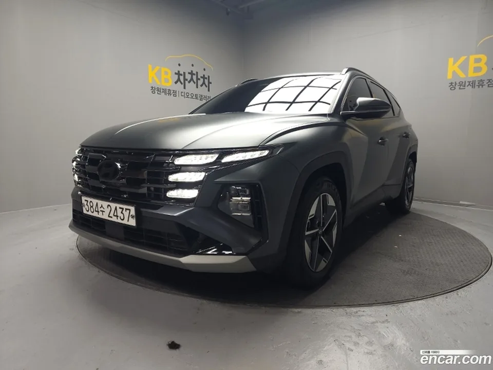 Hyundai Tucson NX4 2.0 2WD 2024 — фото 1, купить с доставкой в Москву