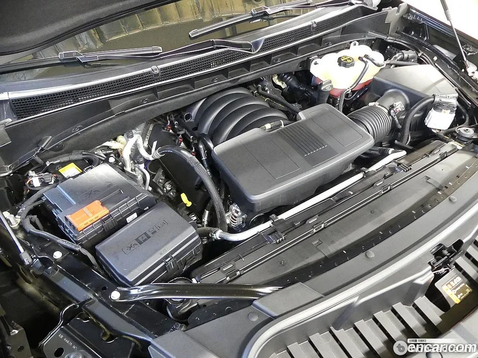 Cadillac Escalade 6.2 2025 — миниатюра 5