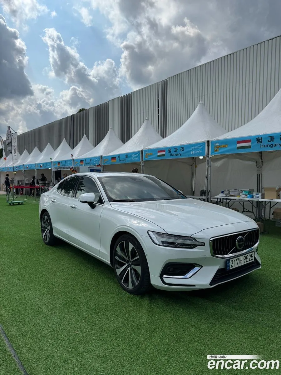 Volvo S60 B5 2024 — миниатюра 3