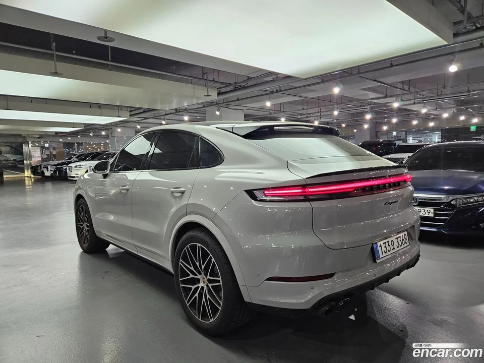 Porsche Cayenne 3.0 2025 — миниатюра 4