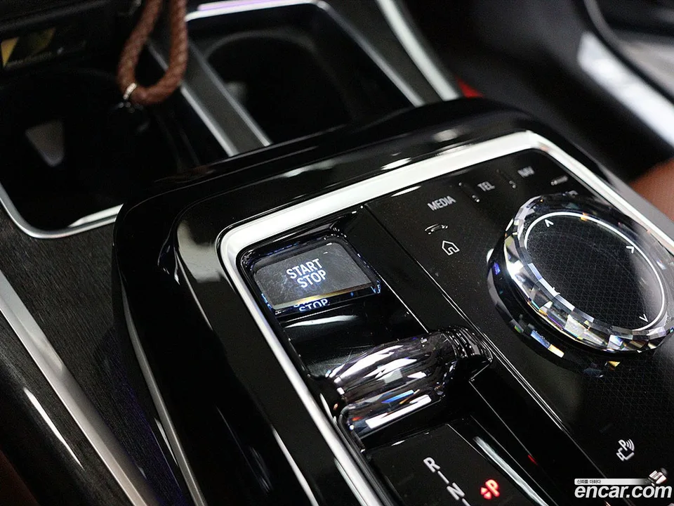 BMW i7 eDrive 50 M 2023 — миниатюра 5