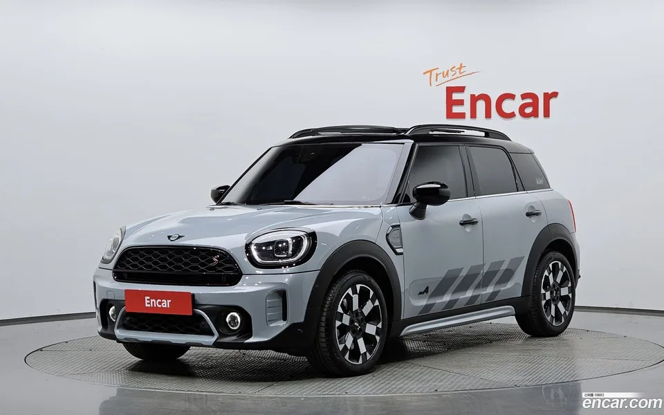 MINI Cooper S Countryman ALL4 2023 — фото 1, купить с доставкой в Москву