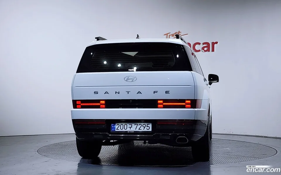 Hyundai SantaFe 2.5T 2WD 2023 — миниатюра 4