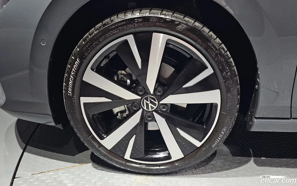 Volkswagen Golf 2.0 TDI 2025 — миниатюра 5