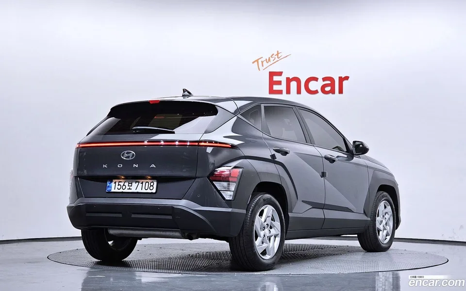 Hyundai Kona 1.6 2WD 2023 — миниатюра 2