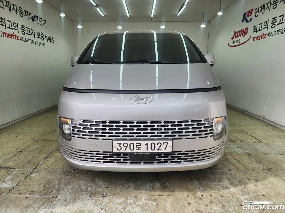 Hyundai Staria 9 2022 — миниатюра 2
