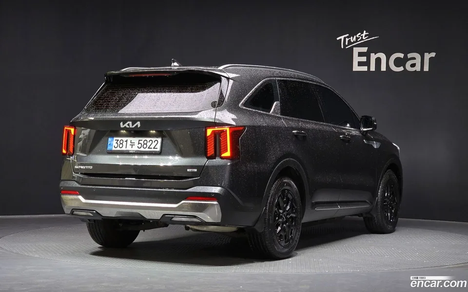 Kia Sorento HEV 1.6 2WD 2023 — миниатюра 2