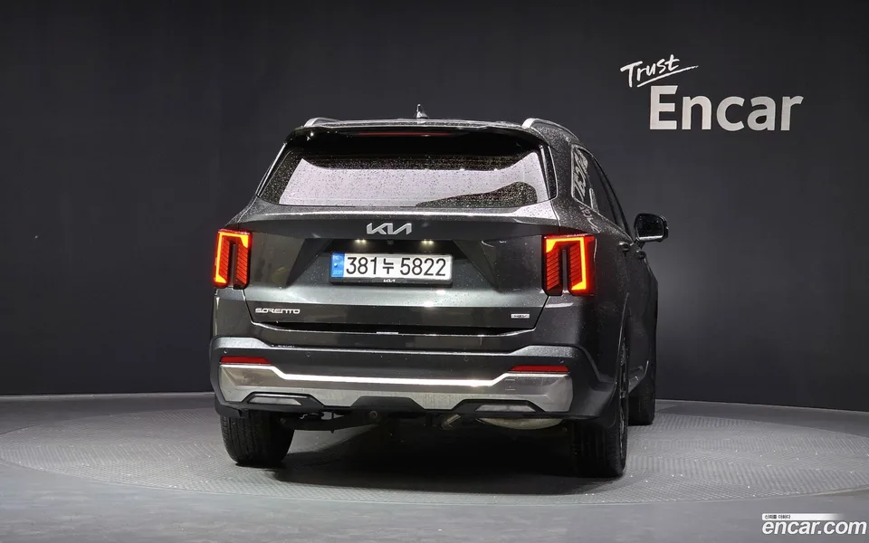 Kia Sorento HEV 1.6 2WD 2023 — миниатюра 4