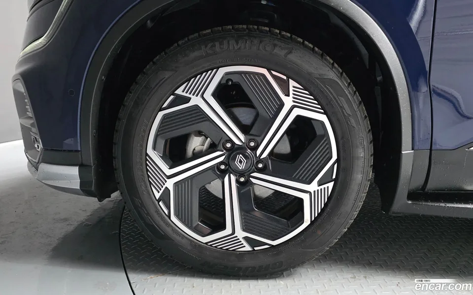 Renault Samsung QM6 2.0 GDe 2WD 2024 — миниатюра 5