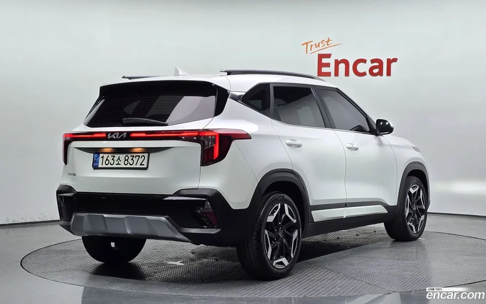 Kia Seltos 2.0 2WD 2022 — миниатюра 2