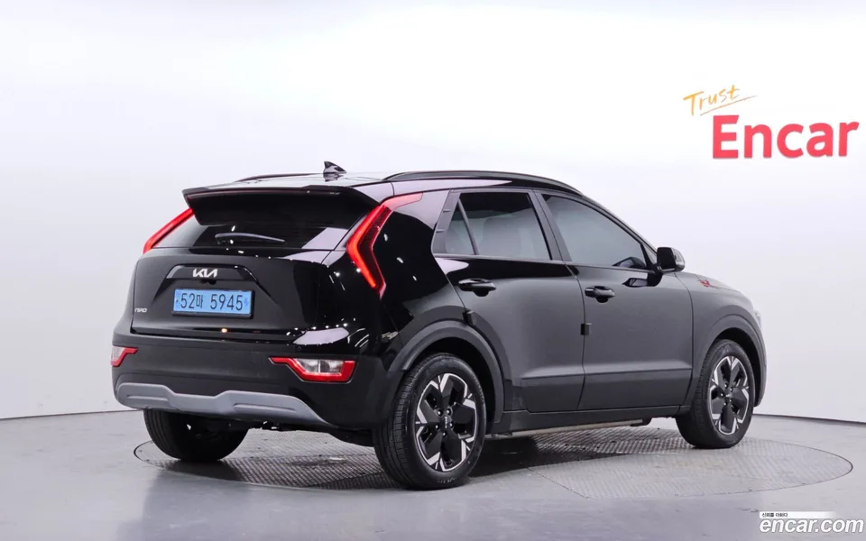 Kia Niro EV 2023 — миниатюра 2