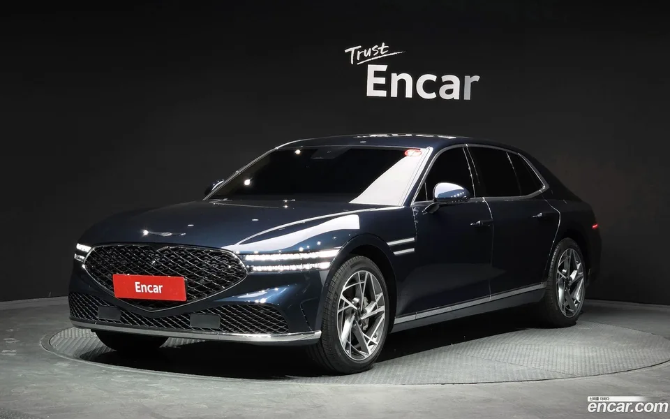 Genesis G90 3.5 AWD 2022 — фото 1, купить с доставкой в Москву