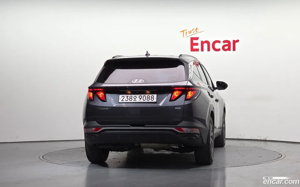 Hyundai Tucson 2.0 4WD 2023 — миниатюра 4