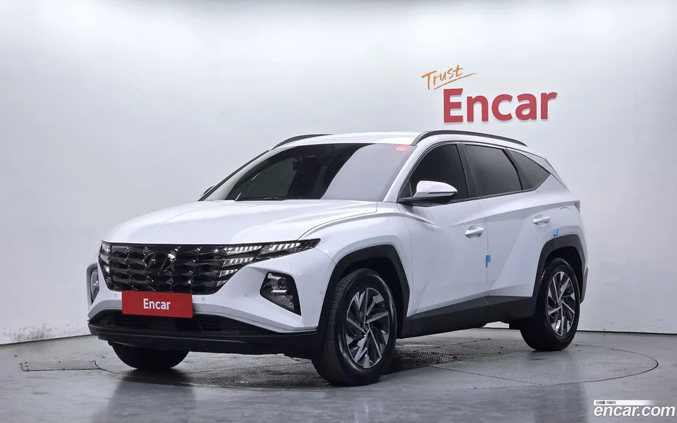 Hyundai Tucson Hybrid 2WD 2022 — фото 1, купить с доставкой в Москву