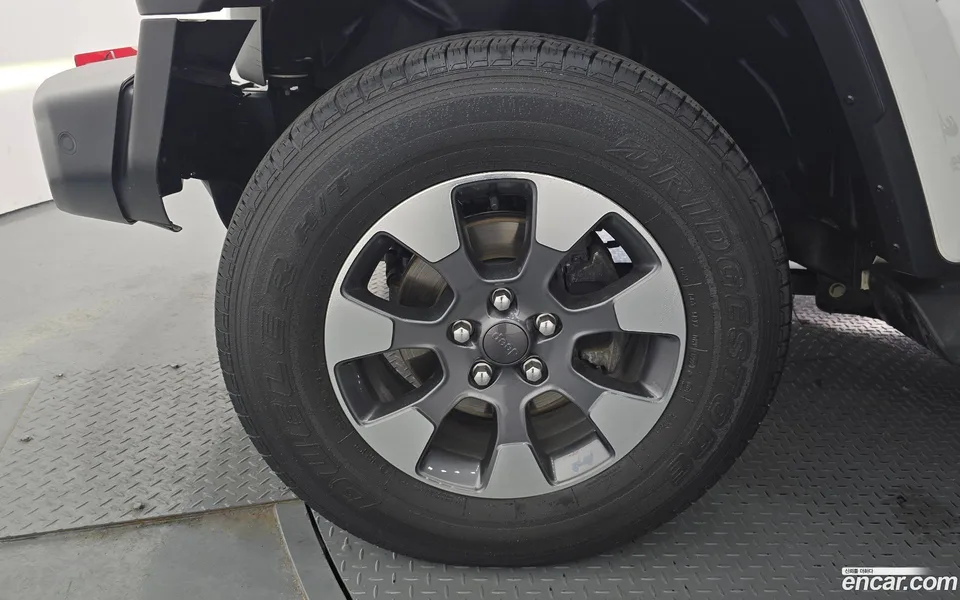 Jeep Wrangler 2.0 4 2022 — миниатюра 5