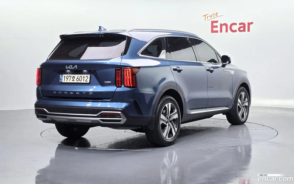 Kia Sorento HEV 1.6 2WD 2022 — миниатюра 2