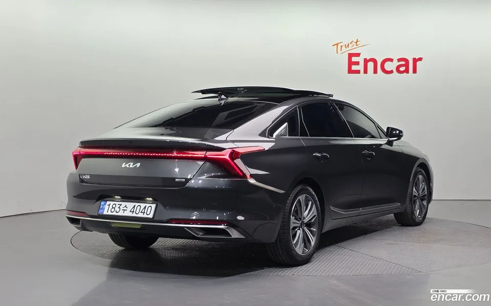 Kia K8 Hybrid 2023 — миниатюра 2